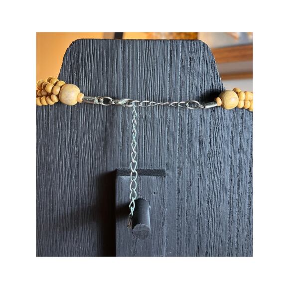 Vtg Multi-Strand Mother of Pearl Beaded Necklace with Large Shell Pendant Boho - Picture 8 of 10